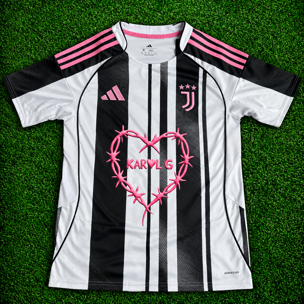 Camiseta Karol G x Juventus