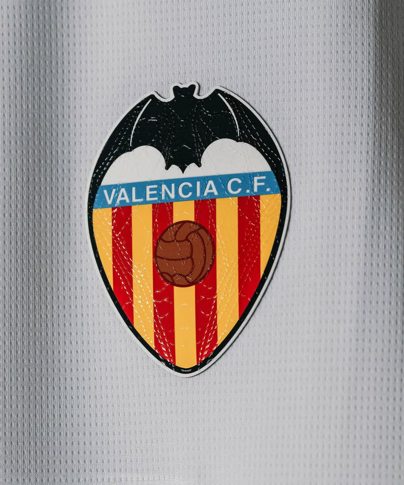 Camiseta Valencia (26/27). 1ª Equipación